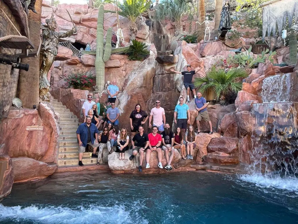 Leaders of Leaders Mastermind event by Rob Sperry. A type of network marketing coaching. Simon Chan at this event in Pirates Cove in 2023